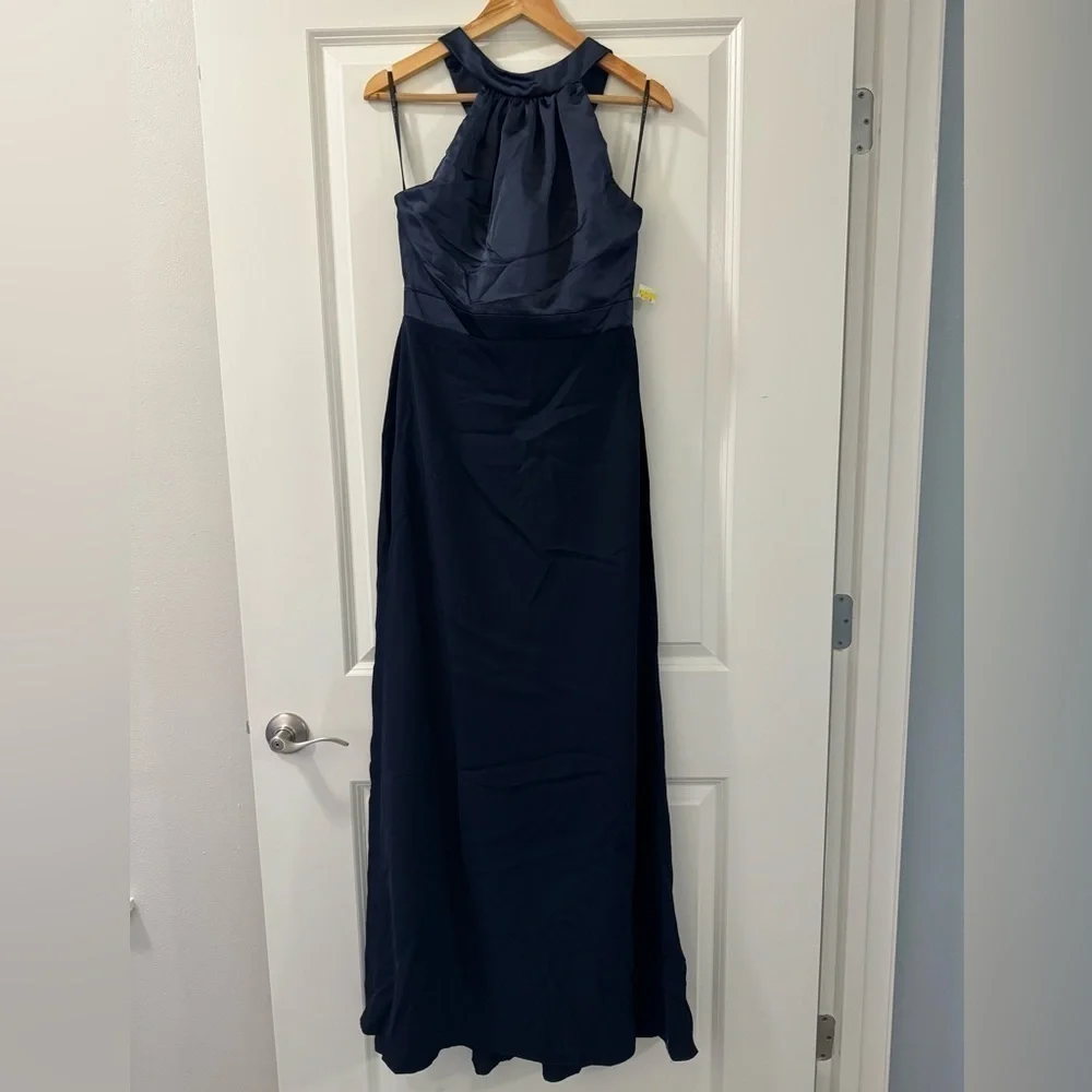 Halter Neck Charmeuse & Crepe Gown size 6 R Midnight - Picture 7 of 8